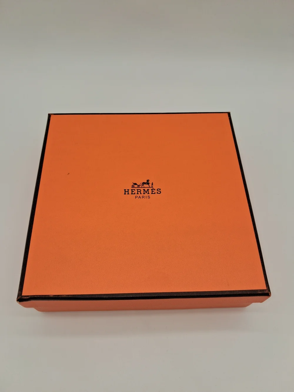HERMÈS Paris Orange Gift Box 7.5
